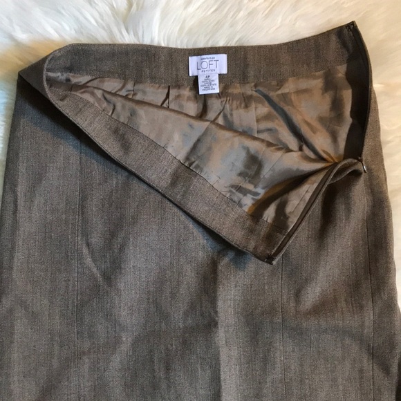 Ann Taylor LOFT Petites Wool Pencil Skirt 4P - Picture 3 of 6